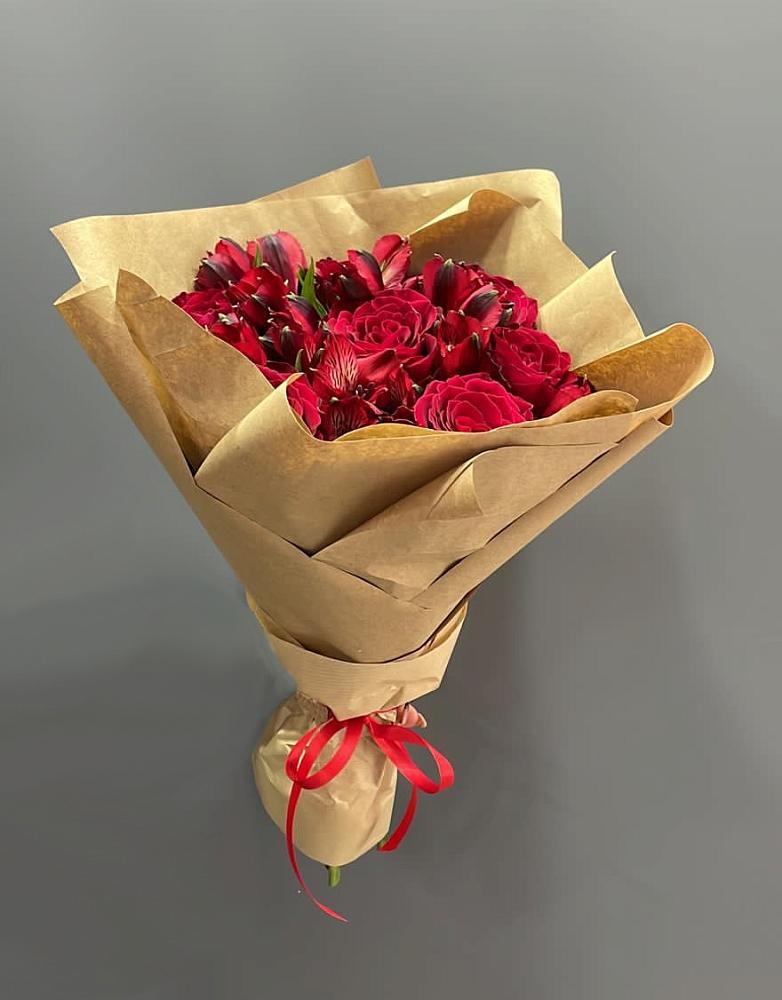 Букет цветов из: Альстромерии и Розы в Темиргоевской