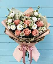 Букет цветов из:  Розы, Альстромерии и Лизиантусы в Темиргоевской