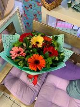 Букет цветов из:  Герберы, Хризантемы и Альстромерии #REPLACE_PRED# Темиргоевской