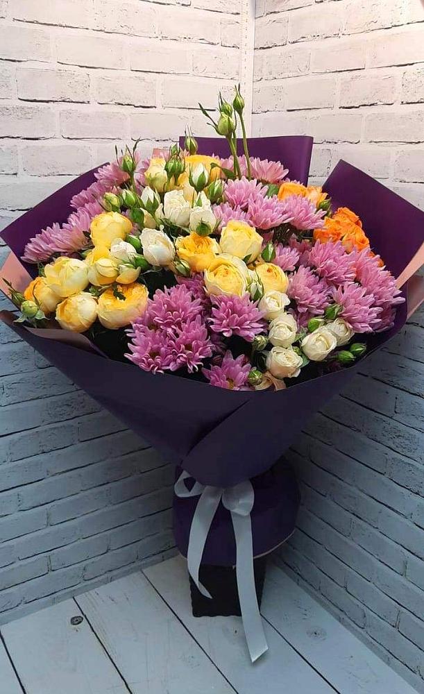 Букет цветов из: Хризантемы и Розы в Темиргоевской