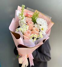 Букет цветов из:  Хризантемы и Розы в Темиргоевской