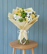 Букет цветов из:  Хризантемы и Розы в Темиргоевской