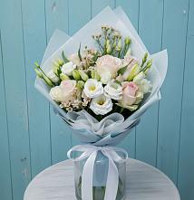Букет цветов из:  Розы и Лизиантусы в Темиргоевской