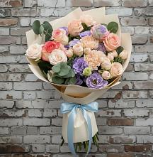 Букет цветов из:  Розы, Лизиантусы и Гвоздики в Темиргоевской