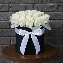 Цветочная композиция из Розы в шляпной коробке в Темиргоевской